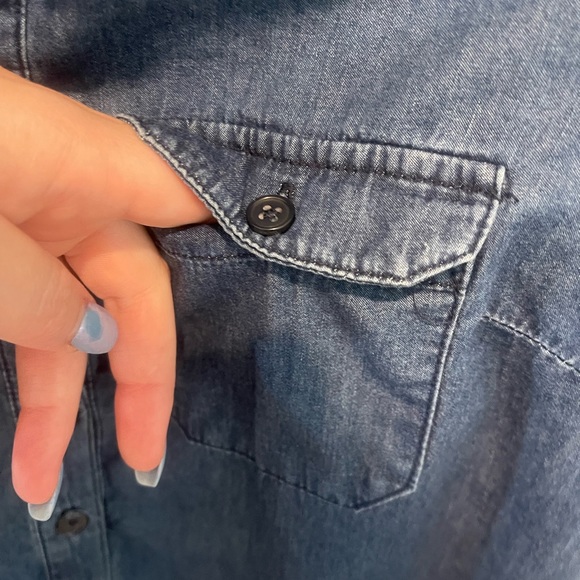 Old Navy Denim Long-Sleeve Top Size XS - Picture 5 of 7